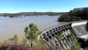 Dam in allatoona, where Allatoona junk removal services are offered