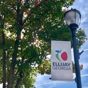 Ellijay banner, where Ellijay junk removal services are offered